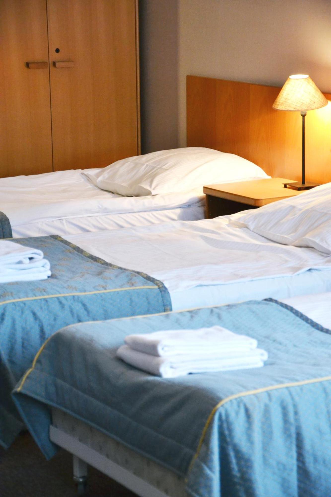 Hotel Orlik Płońsk Zimmer foto